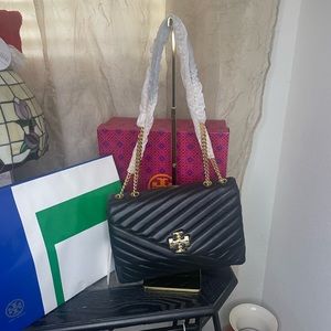 —-Sold ——/Brand New with tags Kira convertible shoulder